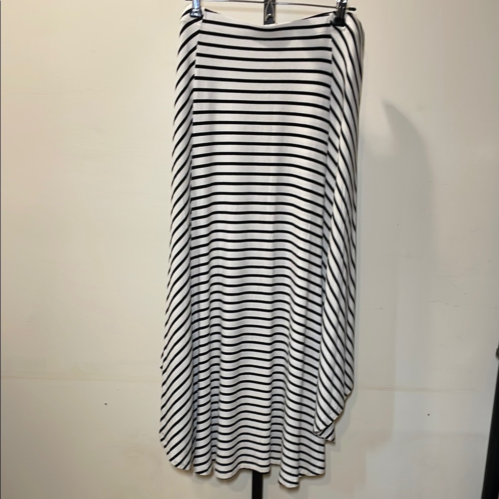Chico's Black and White Asymmetrical A-Line Maxi Skirt